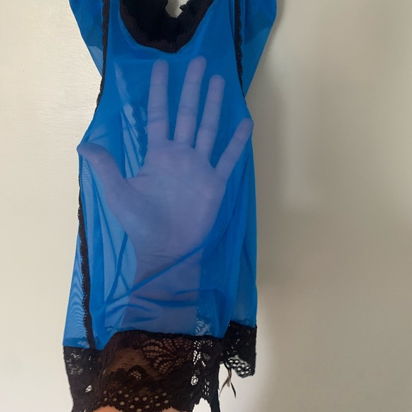 Victoria’s Secret Sheer & Lace lingerie. - Picture 3 of 7